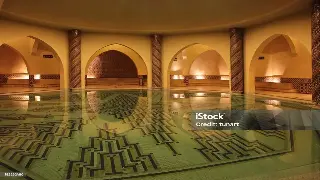 告别蒸汽时代：现代桑拿房的黑科技与舒适体验 图片